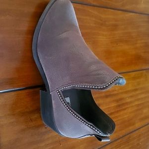 Very G Grey boots size 10